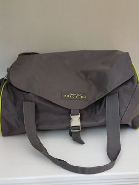 Kenneth Cole Reaction Black Duffel Bag